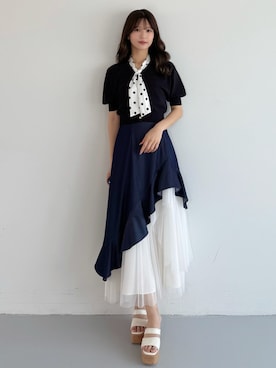 「MERCURYDUO（マーキュリーデュオ）のスカーフ付きトップス（ニット/セーター、ブルー系）」を使った、mihoさん（レディース・163cm）の春コーディネート