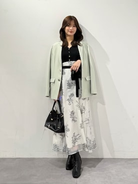 「MERCURYDUO（マーキュリーデュオ）の【セットアップ着用可】バックドレープジャケット（テーラードジャケット、グリーン系）」を使った、mihoさん（レディース・163cm）の春コーディネート