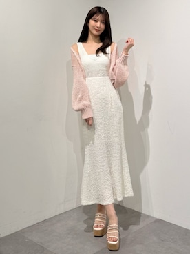 「MERCURYDUO（マーキュリーデュオ）の透かし編みラメ混ボレロカーディガン（カーディガン/ボレロ、ピンク系）」を使った、mihoさん（レディース・163cm）の春コーディネート