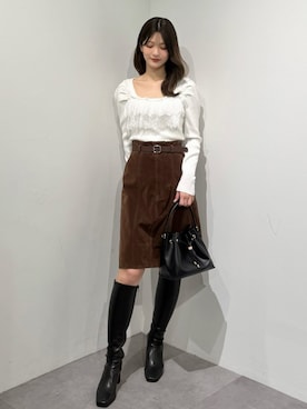 「MERCURYDUO（マーキュリーデュオ）のニーレングススカート（スカート、ブラウン系）」を使った、mihoさん（レディース・163cm）の春コーディネート