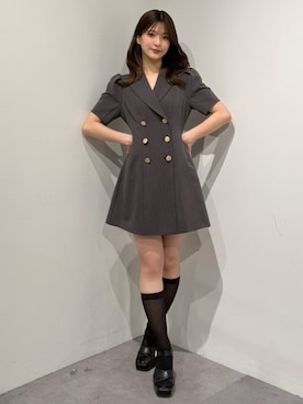 「MERCURYDUO（マーキュリーデュオ）のハーフスリーブフィットアンドフレアジャケットワンピース（ワンピース、グレー系）」を使った、mihoさん（レディース・163cm）の春コーディネート