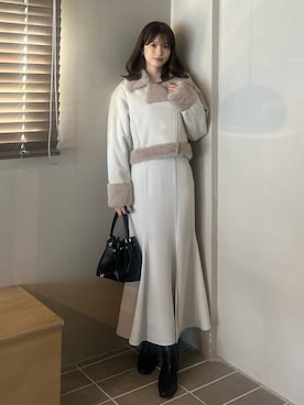 「アイテム（ムートンコート）」を使った、mihoさん（レディース・163cm）の秋コーディネート