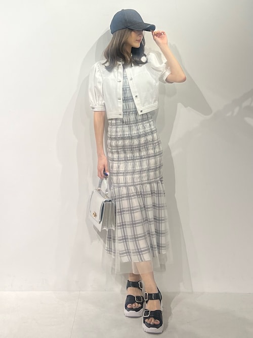 Dior 半袖ワンピース クリーム色 新品未使用タグ付き　最終値下げ シアーチェックシャーリングマーメイドワンピース（ワンピース