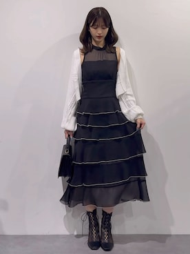 「アイテム（カーディガン/ボレロ、ホワイト系）」を使った、mihoさん（レディース・163cm）の秋コーディネート