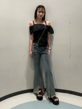 「MURUA（ムルーア）のアイテム（シャツ/ブラウス）」を使った、飯嶋菜奈さん（レディース・153cm）の夏コーディネート