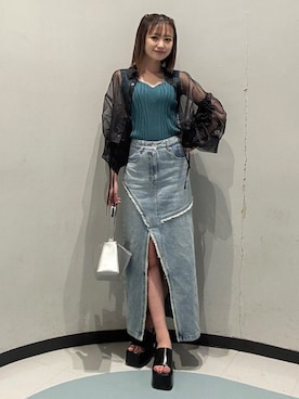 飯嶋菜奈さんの（MURUA | ムルーア）を使ったコーディネート