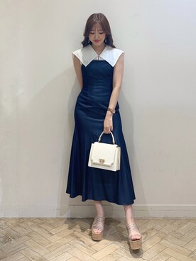「MERCURYDUO（マーキュリーデュオ）のアコーディオンスクエアBAG（ハンドバッグ）」を使った、airiさん（レディース・159cm）の春コーディネート