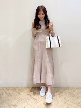 「MERCURYDUO（マーキュリーデュオ）のアイテム（スニーカー）」を使った、airiさん（レディース・159cm）の冬コーディネート