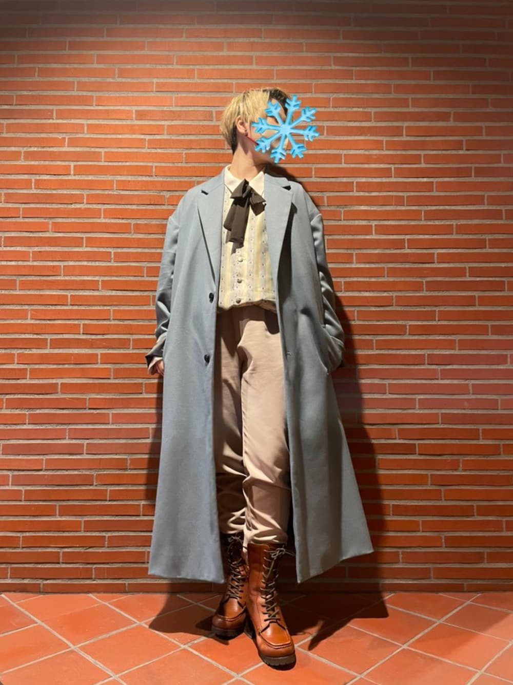 「観劇コーデ、宝塚、キレイめ、中性、アンティーク」｜「GUのアイテム（パンツ、ベージュ系）」を使った、SHIHOさん（骨格ウェーブ・レディース・154cm）の春コーディネートの1枚目の写真