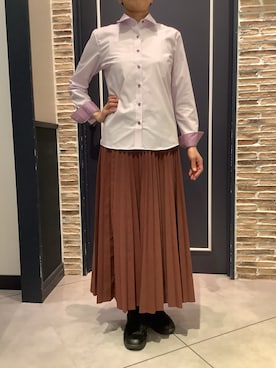 「アイテム（ビジネスシャツ）」を使った、BRICK HOUSE by Tokyo Shirts さいたま新都心コクーン店さん（レディース・164cm）の秋コーディネート