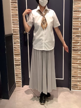 「TOKYO SHIRTS（トウキョウシャツ）の【吸水速乾】 形態安定ノンアイロン ワイド 半袖ビジネスワイシャツ（ビジネスシャツ、ホワイト系）」を使った、BRICK HOUSE by Tokyo Shirts さいたま新都心コクーン店さん（レディース・163cm）の夏コーディネート