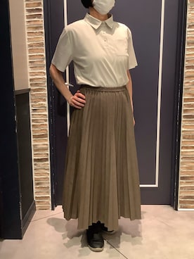 「TOKYO SHIRTS（トウキョウシャツ）の半袖ポロシャツ レディース（ビジネスシャツ、ベージュ系）」を使った、BRICK HOUSE by Tokyo Shirts さいたま新都心コクーン店さん（レディース・163cm）の夏コーディネート