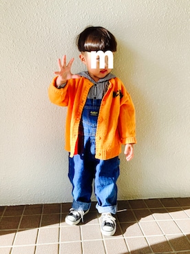 「OSHKOSH（オシュコシュ）のアイテム（サロペット/オーバーオール）」を使った、maiiiiisfamさん（キッズ・90cm）の秋コーディネート