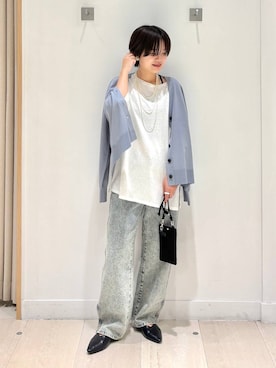 「アイテム（スマホケース/カバー）」を使った、しらがさん（レディース・159cm）の秋コーディネート