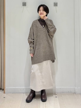 「アイテム（バングル/リストバンド）」を使った、しらがさん（レディース・159cm・30代）の秋コーディネート