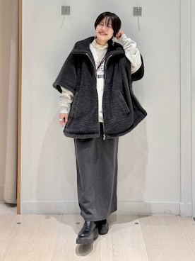 「アイテム（スマホケース/カバー）」を使った、しらがさん（レディース・159cm）の秋コーディネート