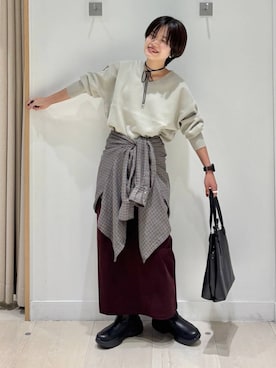「アイテム（デジタル腕時計）」を使った、しらがさん（レディース・159cm）の秋コーディネート