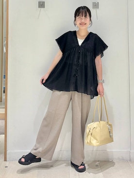 「GLOBAL WORK（グローバルワーク）の※スペ軽チャーム付きボストン/495720（ボストンバッグ、イエロー系）」を使った、しらがさん（レディース・158cm）の夏コーディネート