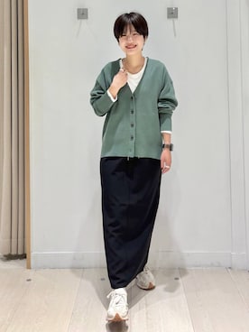 「アイテム（デジタル腕時計）」を使った、しらがさん（レディース・159cm）の秋コーディネート