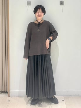 「アイテム（デジタル腕時計）」を使った、しらがさん（レディース・159cm）の秋コーディネート