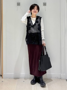 「アイテム（デジタル腕時計）」を使った、しらがさん（レディース・159cm）の秋コーディネート