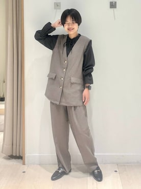 「アイテム（デジタル腕時計）」を使った、しらがさん（レディース・159cm）の秋コーディネート