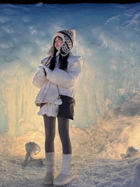 「UNIQLO（ユニクロ）のアイテム（タイツ/ストッキング、グレー系）」を使った、寝々さん（レディース・153cm）の冬コーディネート