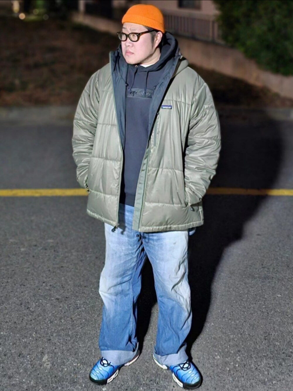 「patagoniaMars、patagonia、supreme、ファッションを楽しもう」｜「MINEDENIMのアイテム（デニムパンツ、その他）」を使った、Herringさん（メンズ・178cm）の秋コーディネートの1枚目の写真