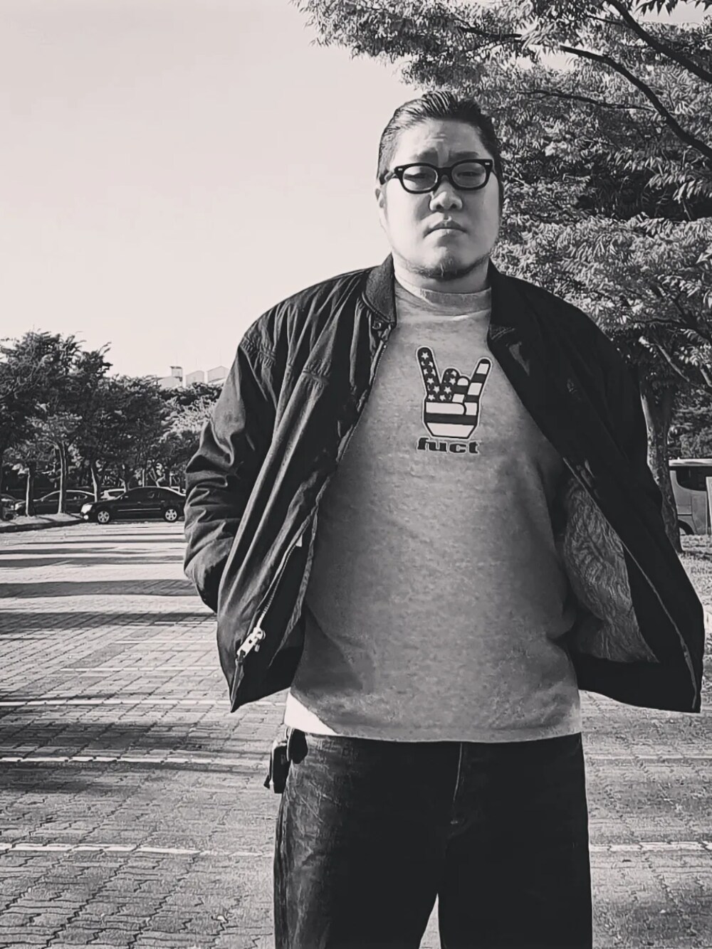 「derby jacket、FUCT、atlast&co、VANS、EFFECTOR」｜「EFFECTORのアイテム（メガネ、ブラック系）」を使った、Herringさん（メンズ・178cm）の秋コーディネートの1枚目の写真
