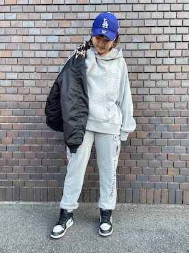 「グレーコーデ」｜「アイテム（MA-1）」を使った、こめちゃんさん（レディース・162cm）の秋コーディネート