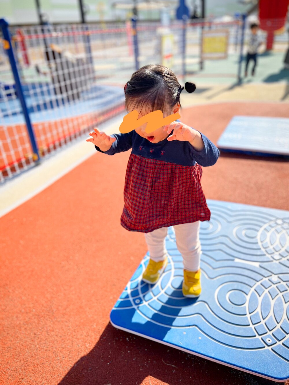 「キッズコーデ、女の子コーデ、女の子ベビー、お買い物コーデ、ランチコーデ」｜「Familiar のアイテム（トップス、その他）」を使った、natsuuuuuuuu78さん（キッズ・80cm）の秋コーディネートの1枚目の写真