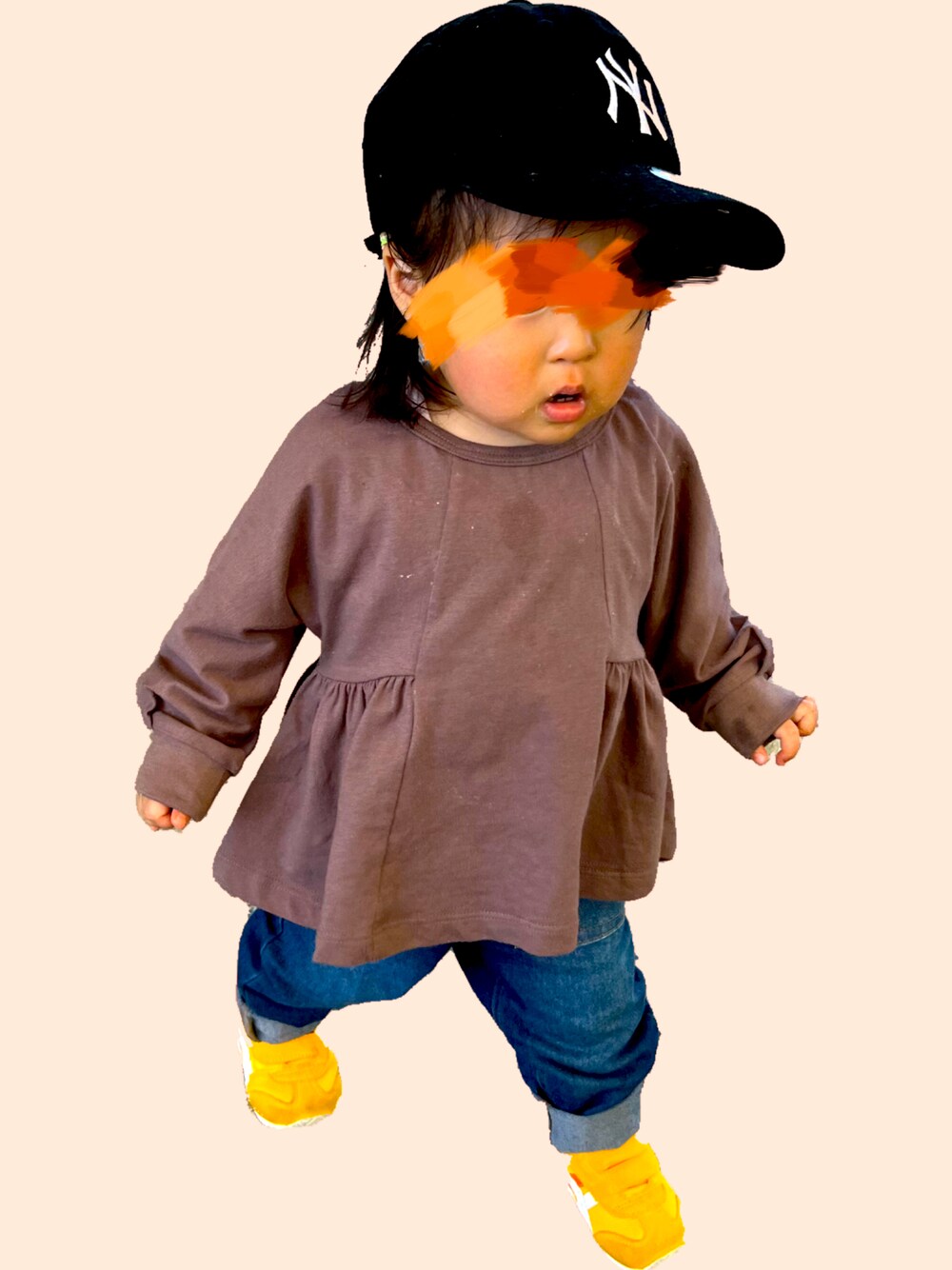 「女の子、女の子コーデ、女の子ベビー、ピクニックコーデ、初デニム」｜「NEW ERAの【NEW ERA】キッズ Youth 9TWENTY MLB [BSC]（キャップ、ブラック系）」を使った、natsuuuuuuuu78さん（キッズ・80cm）の秋コーディネートの1枚目の写真