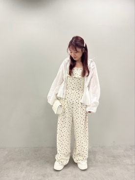「one after another NICE CLAUP（ワンアフターアナザーナイスクラップ）のアイテム（サロペット/オーバーオール）」を使った、kaoriさん（レディース・151cm）の春コーディネート