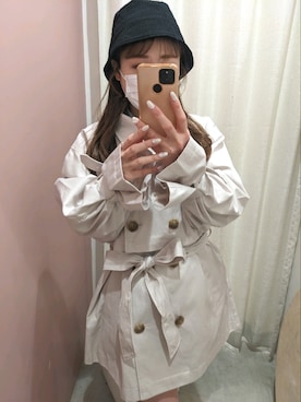 「アイテム（トレンチコート、ホワイト系）」を使った、kaoriさん（レディース・151cm）の春コーディネート