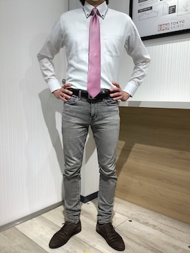 「アイテム（ビジネスシャツ）」を使った、TOKYO SHIRTS OUTLET 福岡マリノアシティ店さん（メンズ・172cm）の春コーディネート
