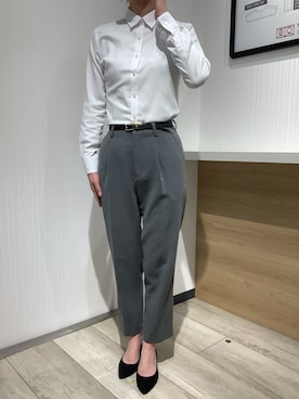 「アイテム（ビジネスシャツ）」を使った、TOKYO SHIRTS OUTLET 福岡マリノアシティ店さん（レディース・164cm）の冬コーディネート