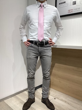 「アイテム（ビジネスシャツ）」を使った、TOKYO SHIRTS OUTLET 福岡マリノアシティ店さん（メンズ・172cm）の春コーディネート