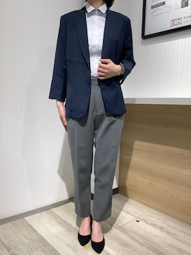 「アイテム（ビジネスシャツ）」を使った、TOKYO SHIRTS OUTLET 福岡マリノアシティ店さん（レディース・164cm）の春コーディネート
