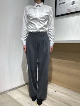 「アイテム（ビジネスシャツ）」を使った、TOKYO SHIRTS OUTLET 福岡マリノアシティ店さん（レディース・164cm）の春コーディネート