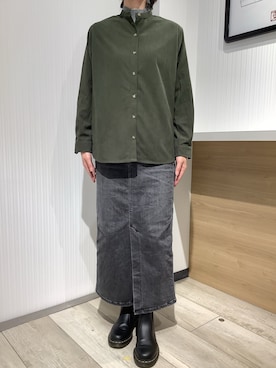 「カーキシャツ」｜TOKYO SHIRTS OUTLET 福岡マリノアシティ店さん（レディース・164cm）の秋コーディネート