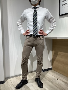 「アイテム（ビジネスシャツ）」を使った、TOKYO SHIRTS OUTLET 福岡マリノアシティ店さん（メンズ・172cm）の春コーディネート