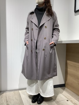 「アイテム（トレンチコート）」を使った、TOKYO SHIRTS OUTLET 福岡マリノアシティ店さん（レディース・164cm）の冬コーディネート
