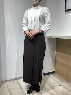 「アイテム（ビジネスシャツ）」を使った、TOKYO SHIRTS OUTLET 福岡マリノアシティ店さん（レディース・160cm）の春コーディネート