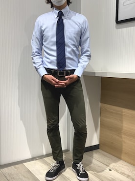 「アイテム（ビジネスシャツ）」を使った、TOKYO SHIRTS OUTLET 福岡マリノアシティ店さん（メンズ・172cm）の秋コーディネート