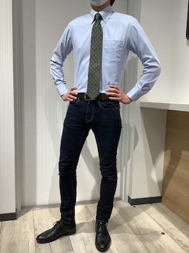 「アイテム（ビジネスシャツ）」を使った、TOKYO SHIRTS OUTLET 福岡マリノアシティ店さん（メンズ・172cm）の冬コーディネート