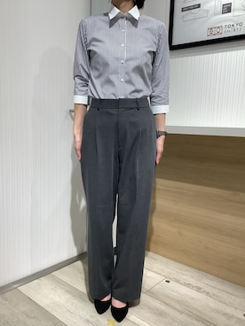 「アイテム（ビジネスシャツ）」を使った、TOKYO SHIRTS OUTLET 福岡マリノアシティ店さん（レディース・164cm）の春コーディネート