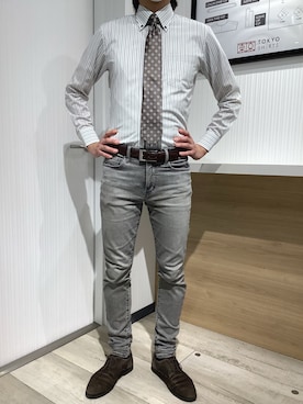 「アイテム（ビジネスシャツ）」を使った、TOKYO SHIRTS OUTLET 福岡マリノアシティ店さん（メンズ・172cm）の春コーディネート