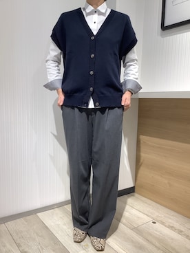「アイテム（ビジネスシャツ）」を使った、TOKYO SHIRTS OUTLET 福岡マリノアシティ店さん（レディース・164cm）の冬コーディネート