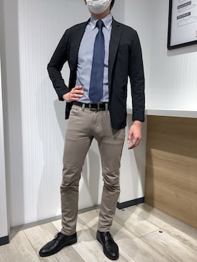 「アイテム（ビジネスシャツ）」を使った、TOKYO SHIRTS OUTLET 福岡マリノアシティ店さん（メンズ・172cm）の冬コーディネート