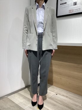 「アイテム（テーラードジャケット、グリーン系）」を使った、TOKYO SHIRTS OUTLET 福岡マリノアシティ店さん（レディース・164cm）の春コーディネート